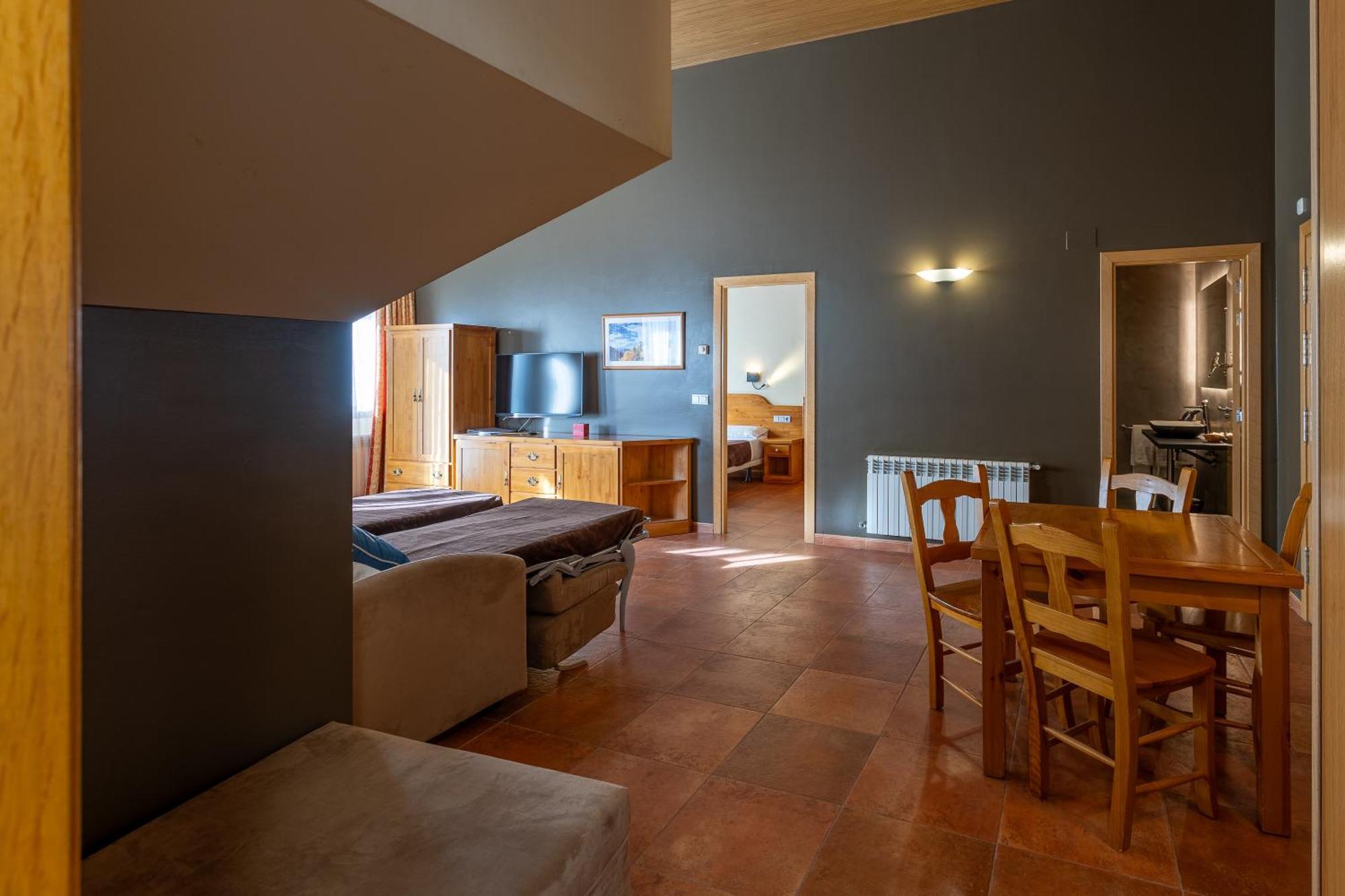 Apartaments Sant Moritz Аринсал Екстериор снимка