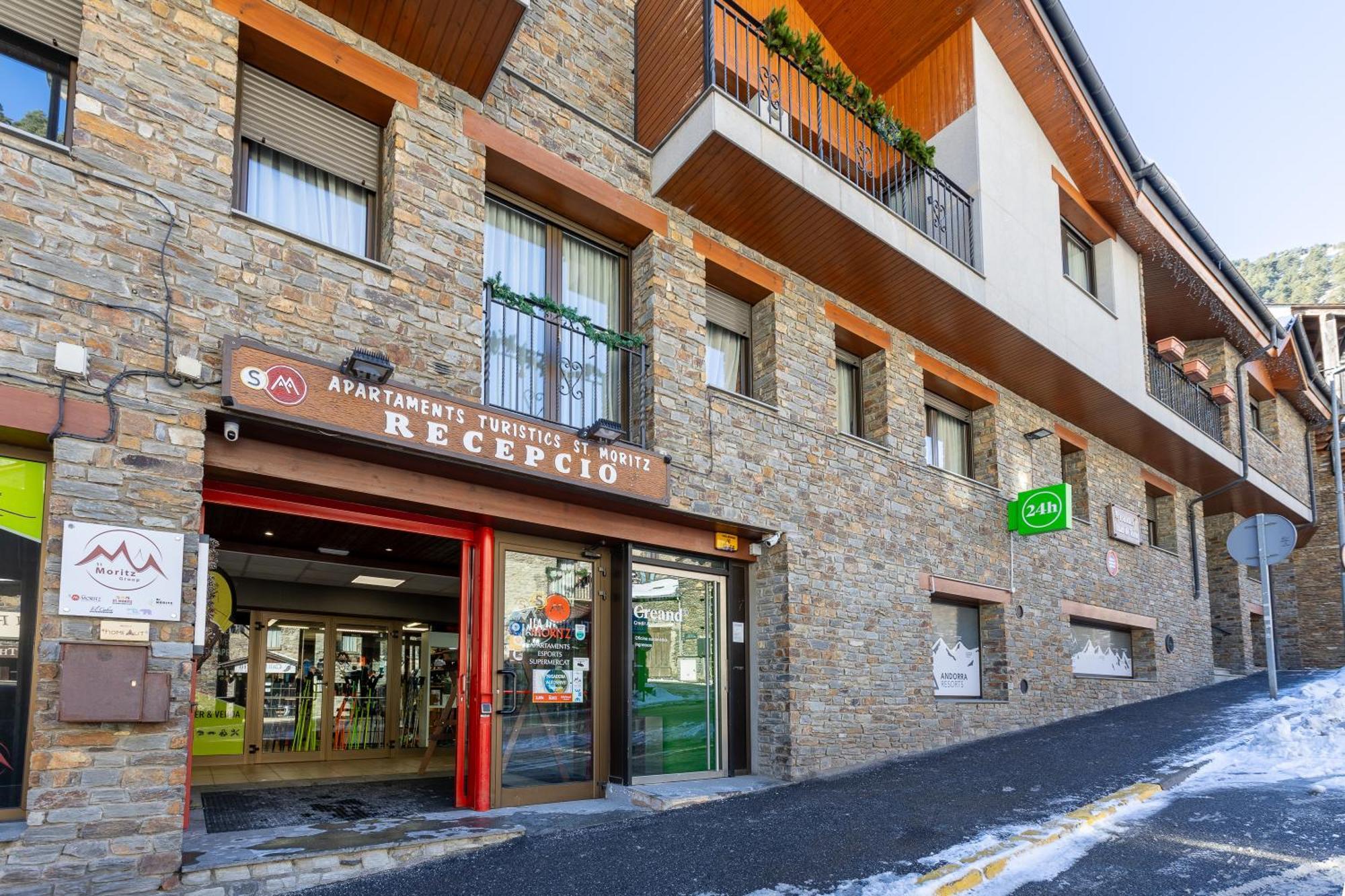 Apartaments Sant Moritz Аринсал Екстериор снимка