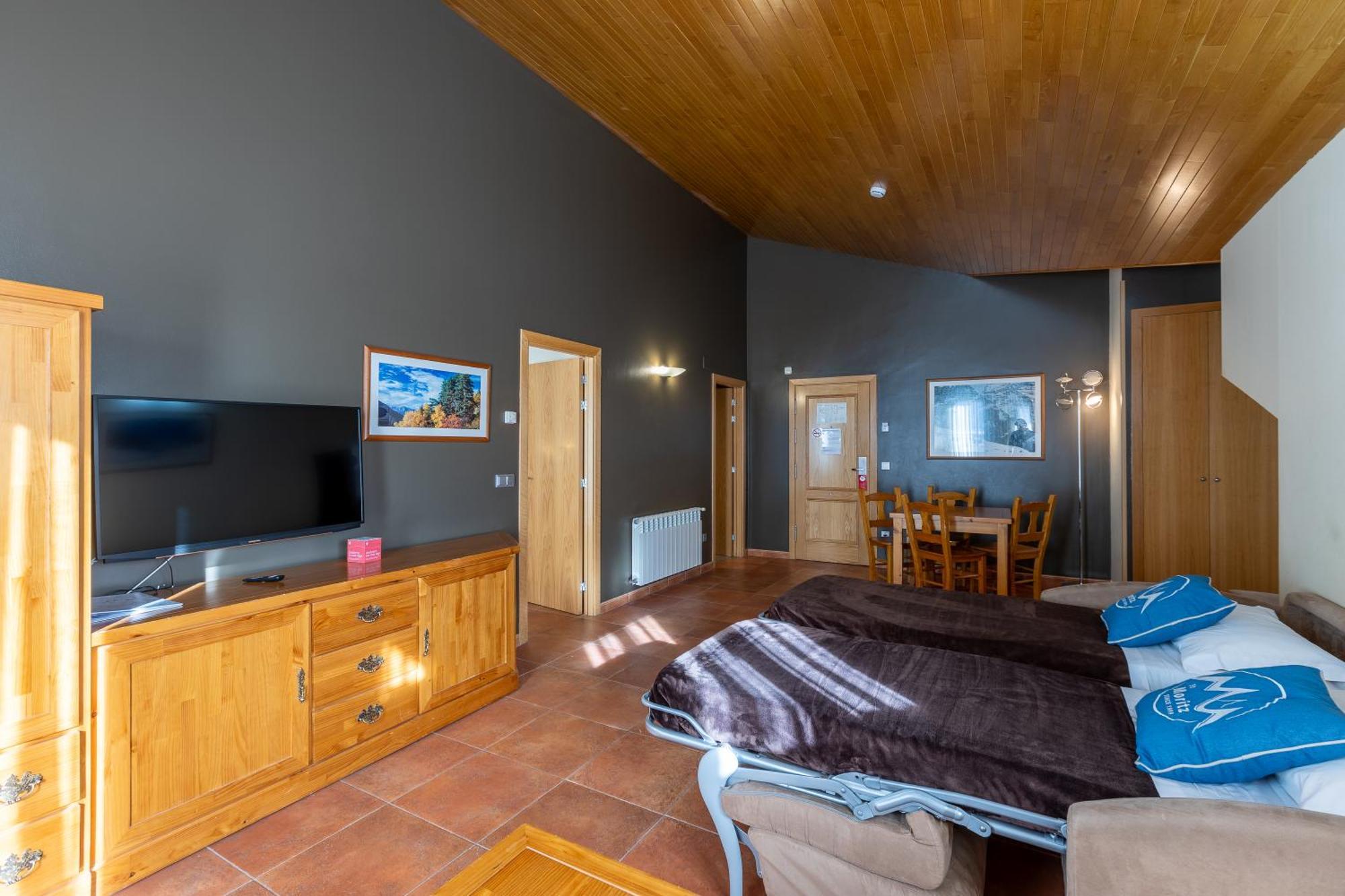 Apartaments Sant Moritz Аринсал Екстериор снимка