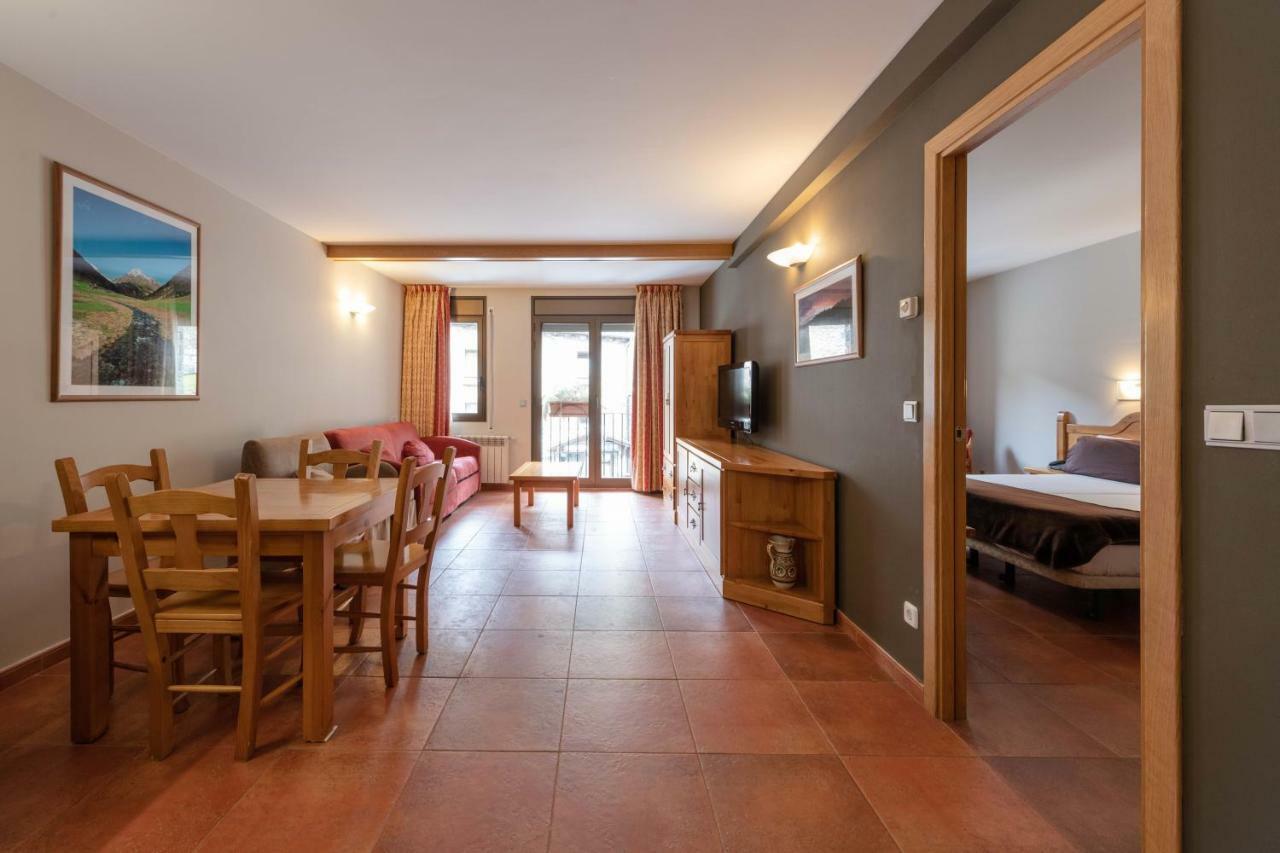 Apartaments Sant Moritz Аринсал Екстериор снимка