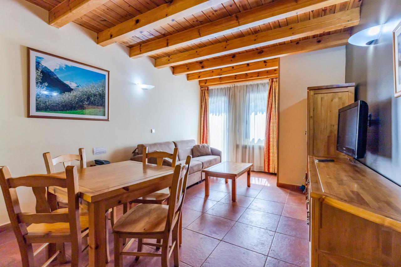 Apartaments Sant Moritz Аринсал Екстериор снимка